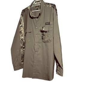 Men's Fishouflage Camo Vented Anglers Long Sleeve Shirt Bass Moss Size Large